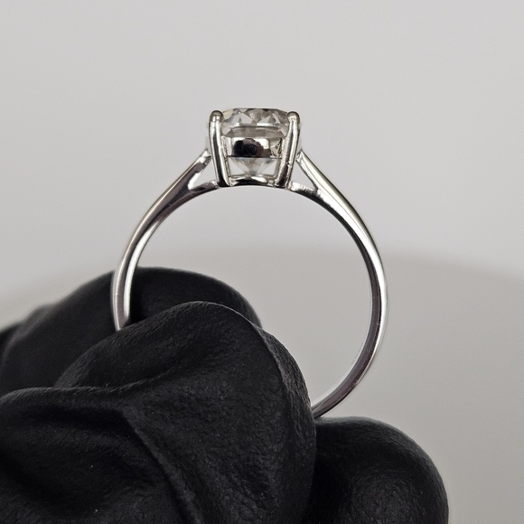 2ct Oval Moissanite Solitaire Ring - Picture 2 of 5